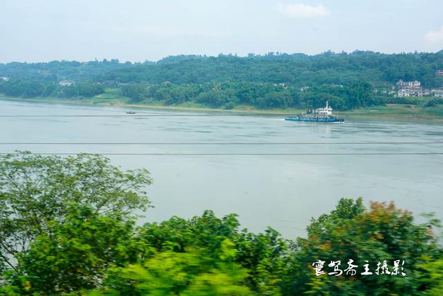 内江至重庆火车时刻表和沿途站点，春运期间永川东站旅客列车时刻表出炉