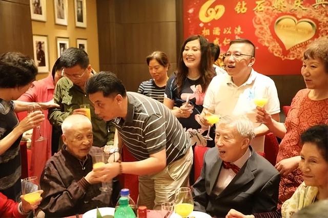 请客吃饭的常识，牢记“三不请三不去”