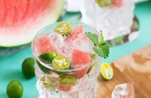 好喝不甜的菊花茶推荐一下，夏饮菊花茶清凉一整夏