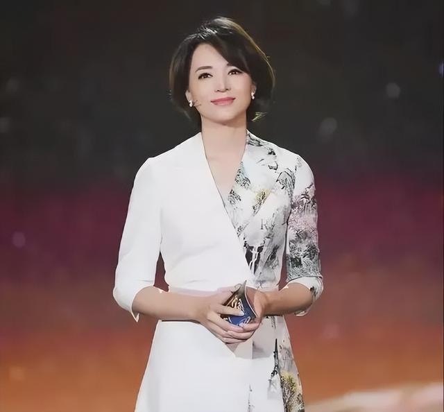 董卿和密春雷有孩子吗，密春雷25岁成亿万富豪