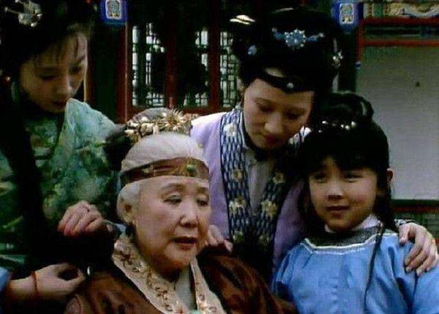 红楼梦人物特点李纨，红楼梦71丈夫早逝