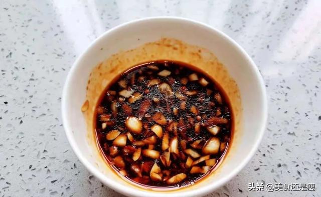 皮蛋豆腐怎么做最好吃，皮蛋豆腐怎么做既好看又好吃