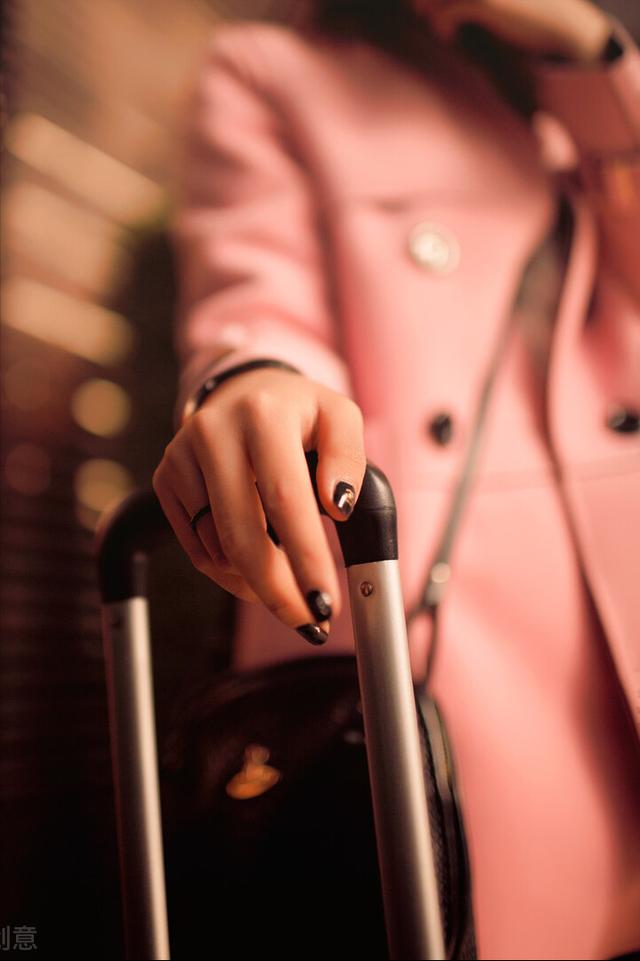 春运火车票为什么那么难买，为啥春运火车票