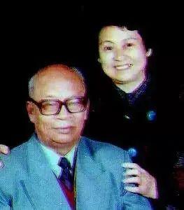 知名宪法学者，法学院里的“国家级教学名师”