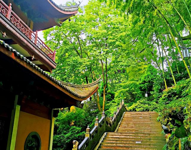 杭州十大夜晚景点，晚上可以逛下这几个夜市