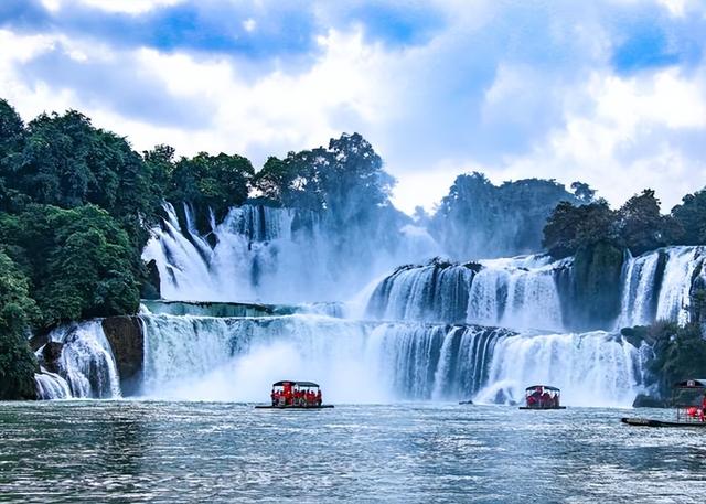 广西旅游攻略必去景点，广西四大古镇旅游攻略（广西最值得去的七大景点）