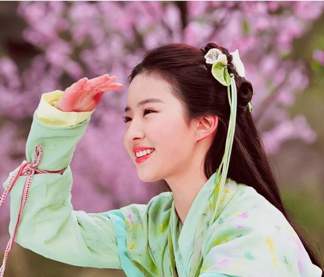 刘诗诗被追问婚礼日期，礼尚往来刘诗诗