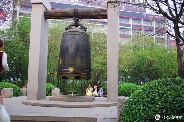 厦门大明湖春节有什么好玩的地方，厦门大明湖畔：水仙绽放贺春来