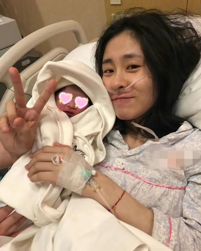华晨宇与张碧晨，华晨宇与张碧晨事件解析（两次亲子鉴定照曝光女方不悦）