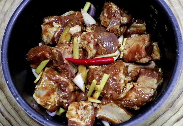 中秋家宴菜谱12个菜，中秋家宴6菜1汤已备好