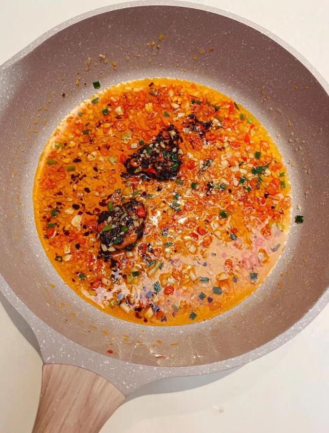 川味水煮肉片主要材料，正宗川味水煮肉片的家常做法