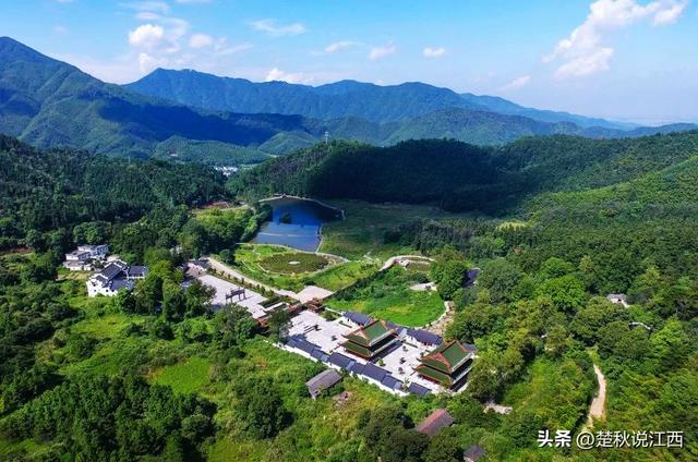 江西的山有哪些，江西的几座名山（庐山有“匡庐奇秀甲天下”之美誉）