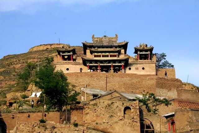 山西历史古城介绍，庭院深深中透着富华