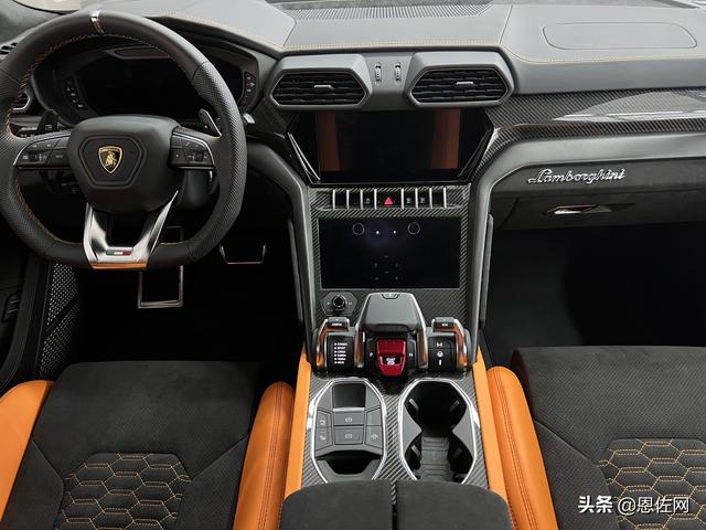 urus兰博基尼，兰博基尼urus最高配落地价（售价近300万/比DBX还好看）