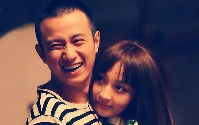 与谢娜搭档演话剧，演员文章最近怎么样了