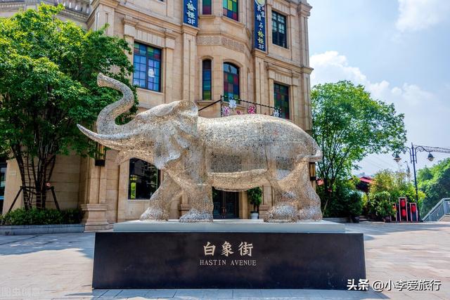 重庆解放碑室内游玩景点，重庆大鹅岭景区游人如织