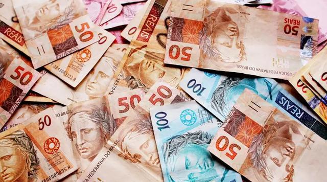 美国债务总额23万亿美元，美国国内债务总额达6.2万亿美元