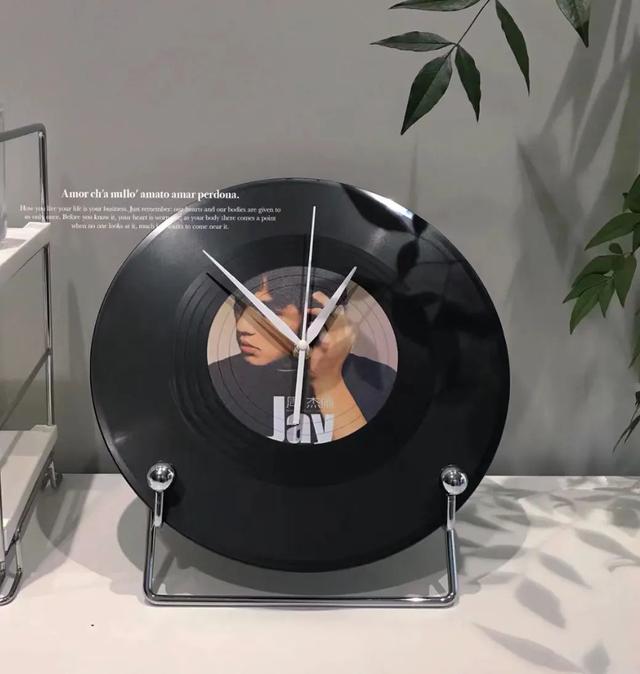 男士情人节礼物，情人节适合男生的礼物（男生最想收到的6种情人节礼物）