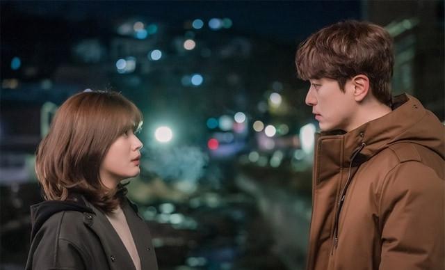 黑暗荣耀更新频率，韩剧《黑暗荣耀2》开播一天