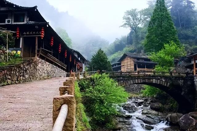 丽江有几个古镇，丽江最好的小众古镇（10个比丽江更美的古镇）