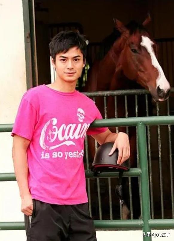 罗仲谦怎么认识杨怡，暴打傅颖4年13任女友