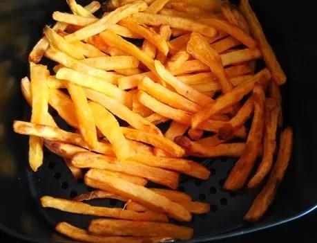 如何制作红薯干又脆又好吃，自制红薯干的简单做法不用晾晒不用烤香甜劲道又营养孩子超爱吃