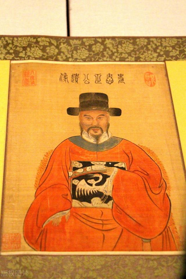 历史上最简单的猜谜语，涵盖古今人名、地名、书名