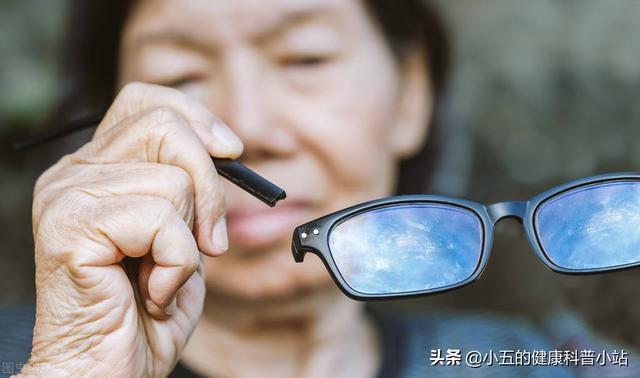 老年人糖尿病叶黄素(老年人糖尿病吃什么药好)