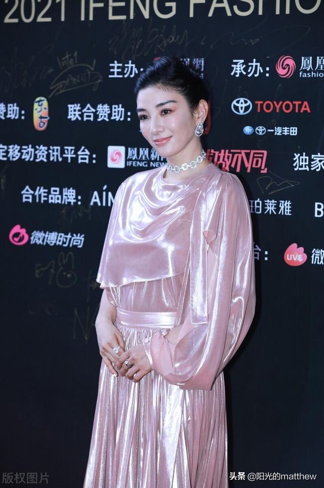 凤凰网时尚频道，从LVMH重启制表师品牌看尊达封神记