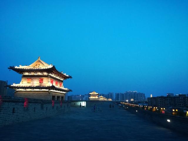 山西历史古城介绍，庭院深深中透着富华