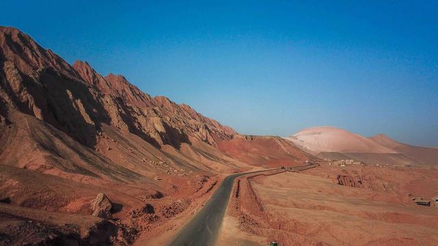 西天取经灵山风景，这里是神奇西北100景