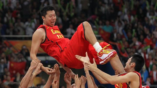 王治郅nba个人资料，45岁的王治郅