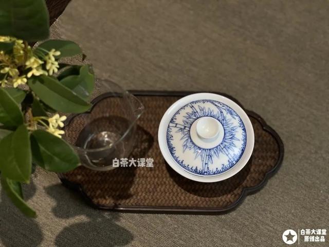 茶具哪种盖碗好，喝茶讲究用盖碗，老茶客必备之