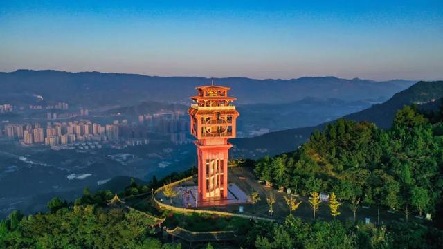 达州凤凰山景点介绍，云赏达州凤凰山