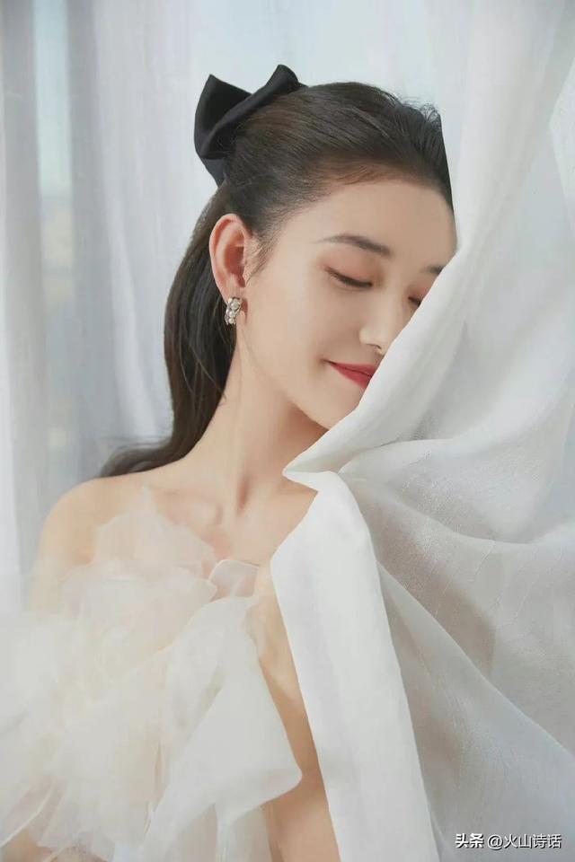 蒋依依新电视剧大全，和《庆余年》的五竹叔搭档
