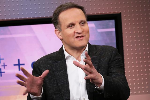 亚马逊的创始人贝佐斯的创业史，亚马逊新CEO年薪过2亿美元