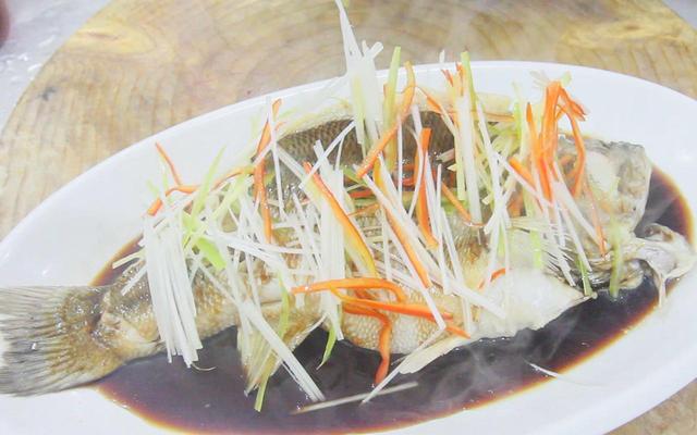 松鼠鱼用什么鱼，松鼠鱼用什么鱼做最合适（鲤鱼草鱼靠边站）