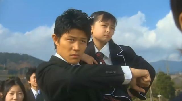 最近看了两部特别棒的电影，至少在影院让我爽到了