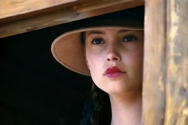 杜拉斯一生未婚，再看杜拉斯情人