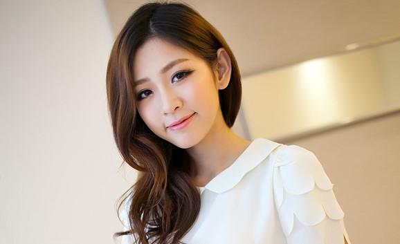 宠妹妹句子超短，撩妹小情话对话句子（给你一个二胎妹妹，你想怎么玩）