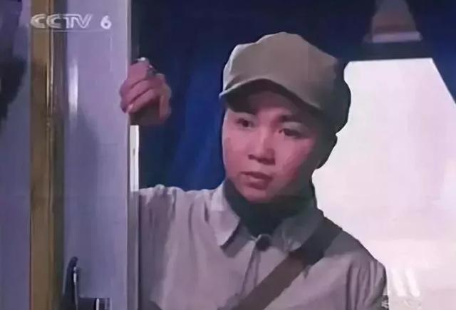 蔡明和老公合照，老公用100封情书追到手