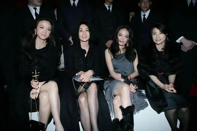 周冬雨多少岁了今年多大，32岁周冬雨被质疑面相变了