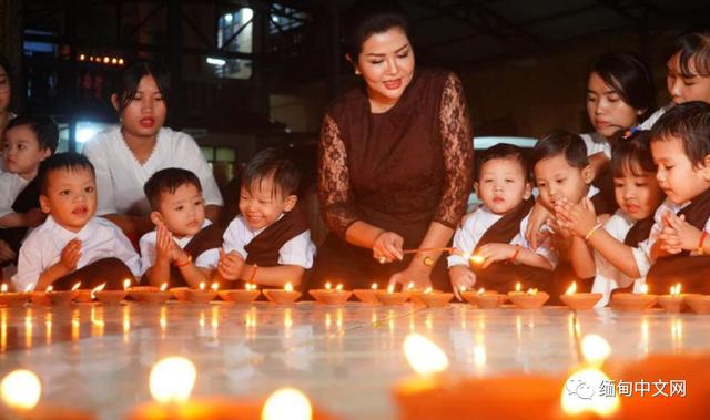 缅甸点灯节完整，实拍缅甸点灯节盛况
