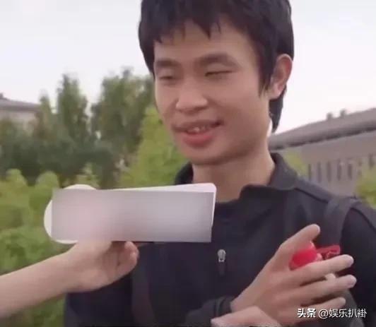 马思纯高考成绩，十位高考考100多分的明星（文化水平低就不要装）