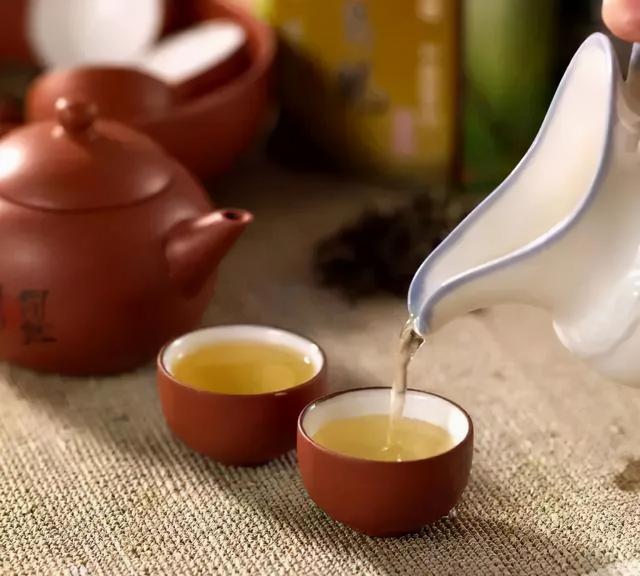 紫泥适合泡什么茶，紫砂壶不同泥料适合泡什么茶