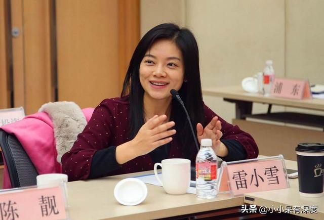上海卫视主持人雷小雪简历，在主播界雷小雪的威望一点不差