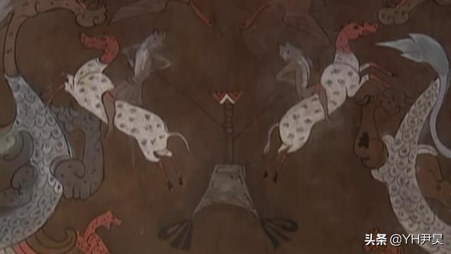 清代古墓发现奇怪女尸，历经百年五官却清晰可见