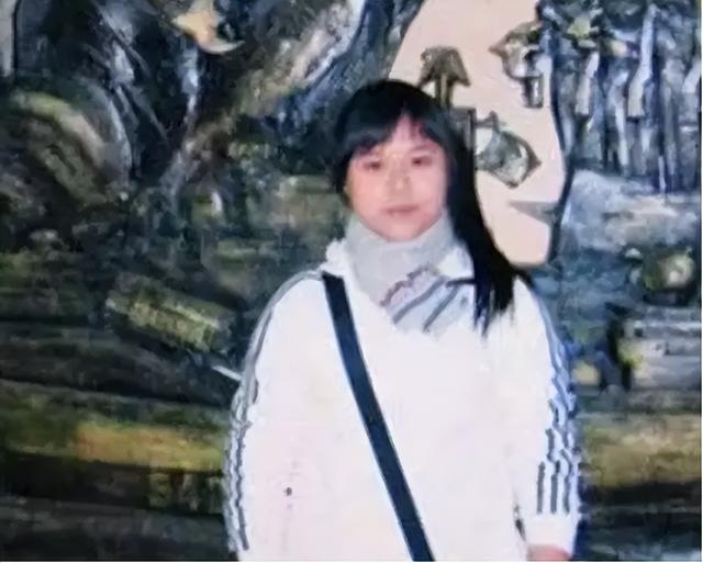 东北女魔头马艳红是谁，你敢相信一个20岁出头的美女