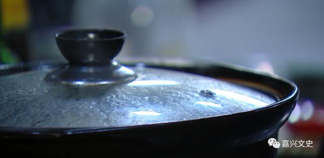 腌笃鲜的正宗做法，腌笃鲜腌笃鲜是嘉兴民间的家常菜（腌笃鲜的正宗做法上海）