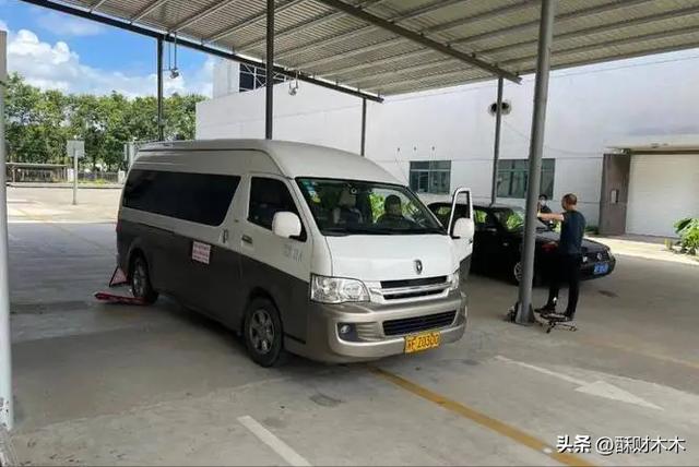 车辆年审新规定8年内免检，汽车年检又改革了